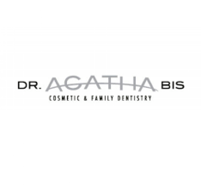 Dr. Agatha Bis